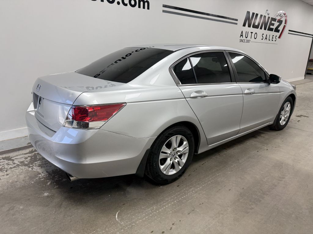 2009 Honda Accord Image 3
