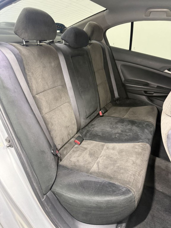 2009 Honda Accord Image 14
