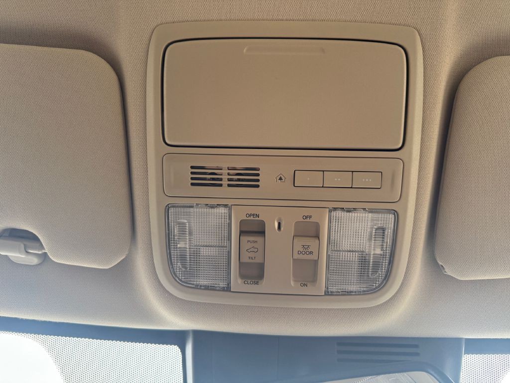 2019 Honda CR-V Image 33