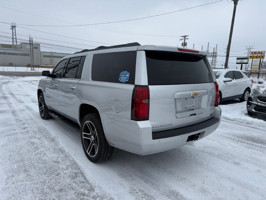 2020 Chevrolet Suburban Image 5