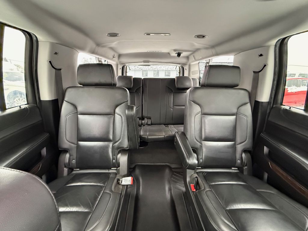 2020 Chevrolet Suburban Image 20