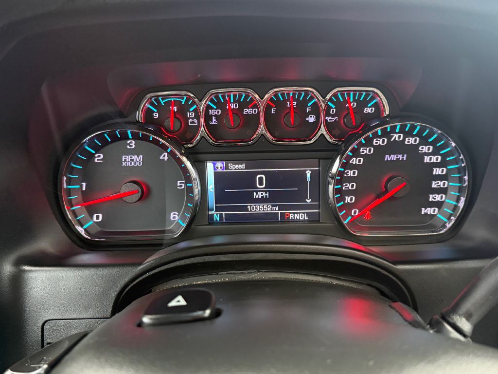 2020 Chevrolet Suburban Image 22