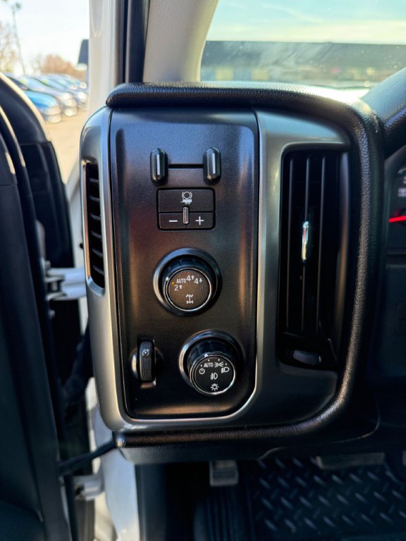 2018 Chevrolet Silverado 1500 Image 15