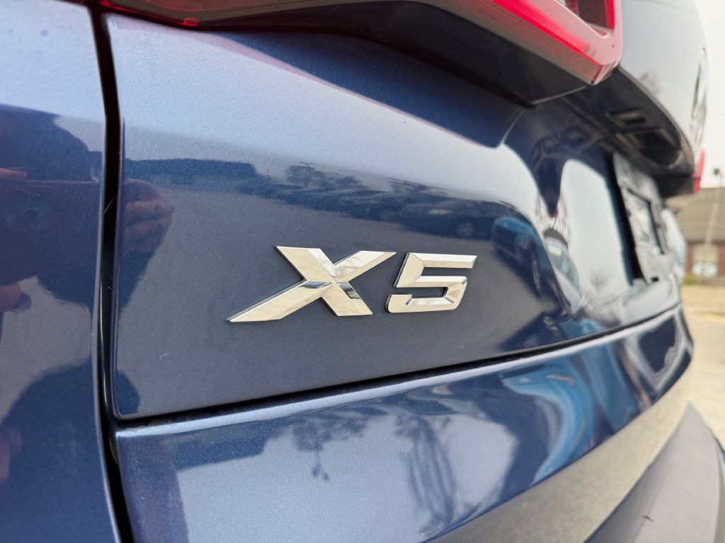 2022 BMW X5 Image 12