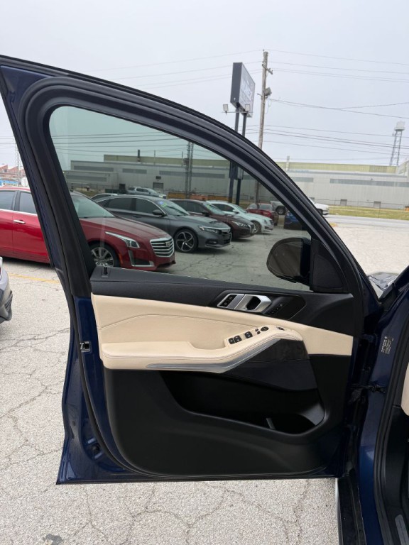 2022 BMW X5 Image 14