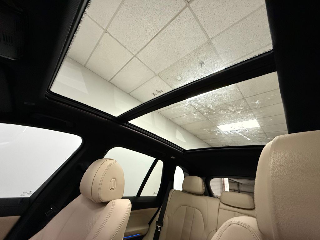 2022 BMW X5 Image 40