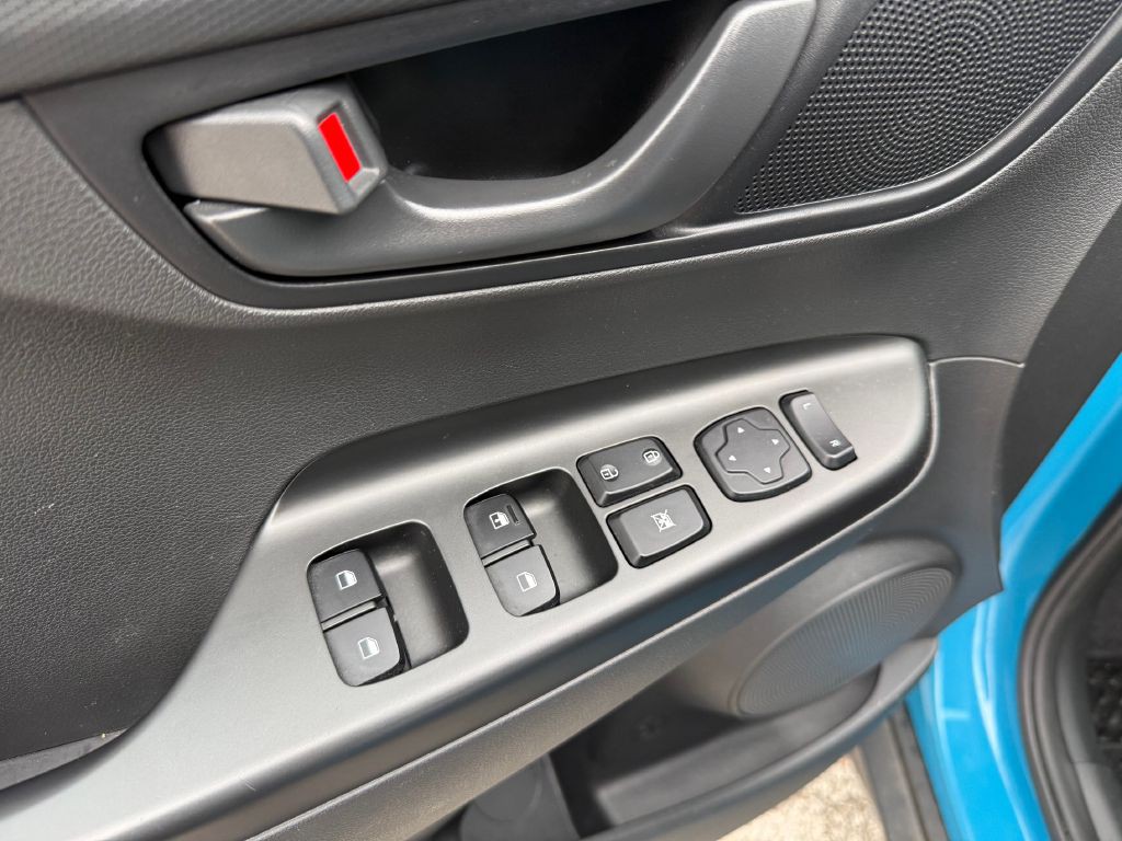 2022 Hyundai Kona Image 9