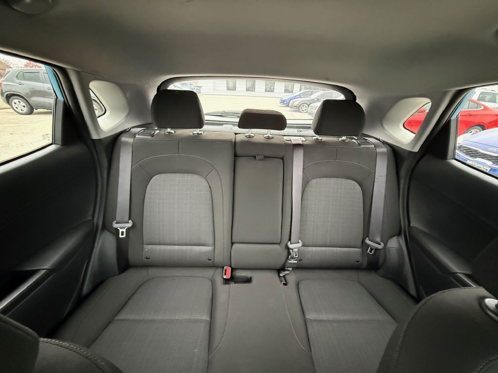 2022 Hyundai Kona Image 16