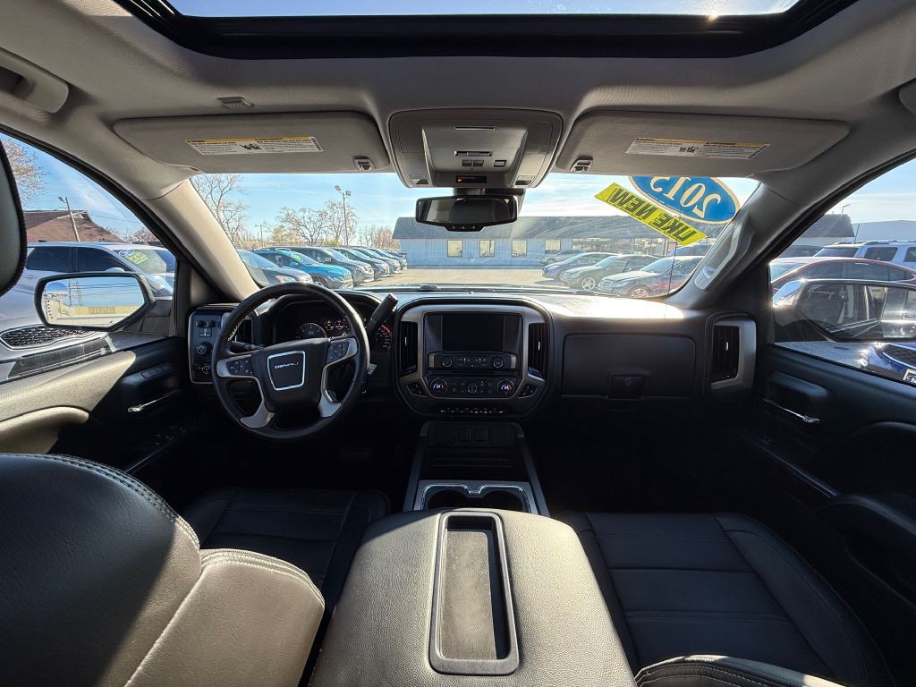 2015 GMC Sierra Image 18