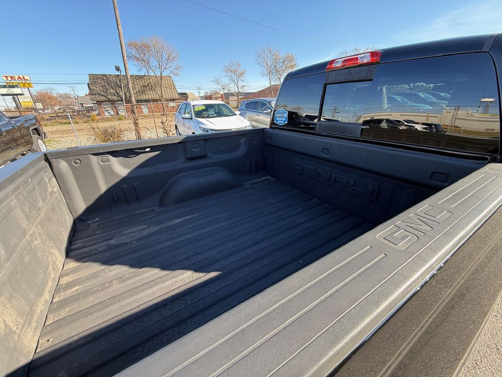 2015 GMC Sierra Image 20