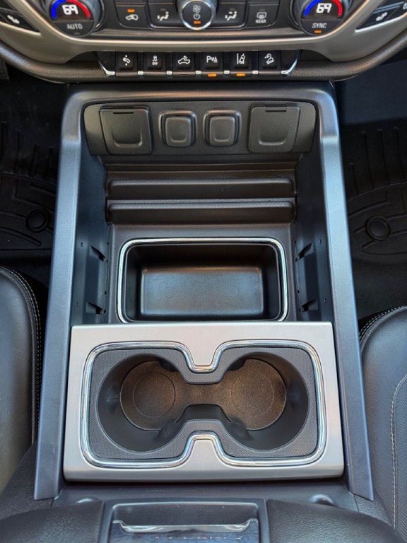 2015 GMC Sierra Image 22