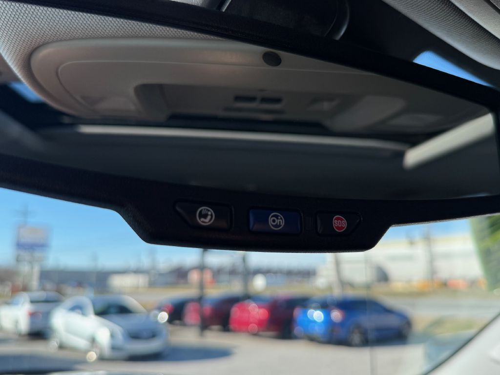 2015 GMC Sierra Image 30