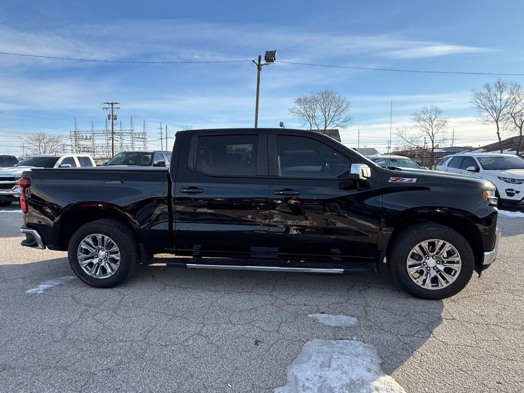 2019 Chevrolet Silverado 1500 Image 2