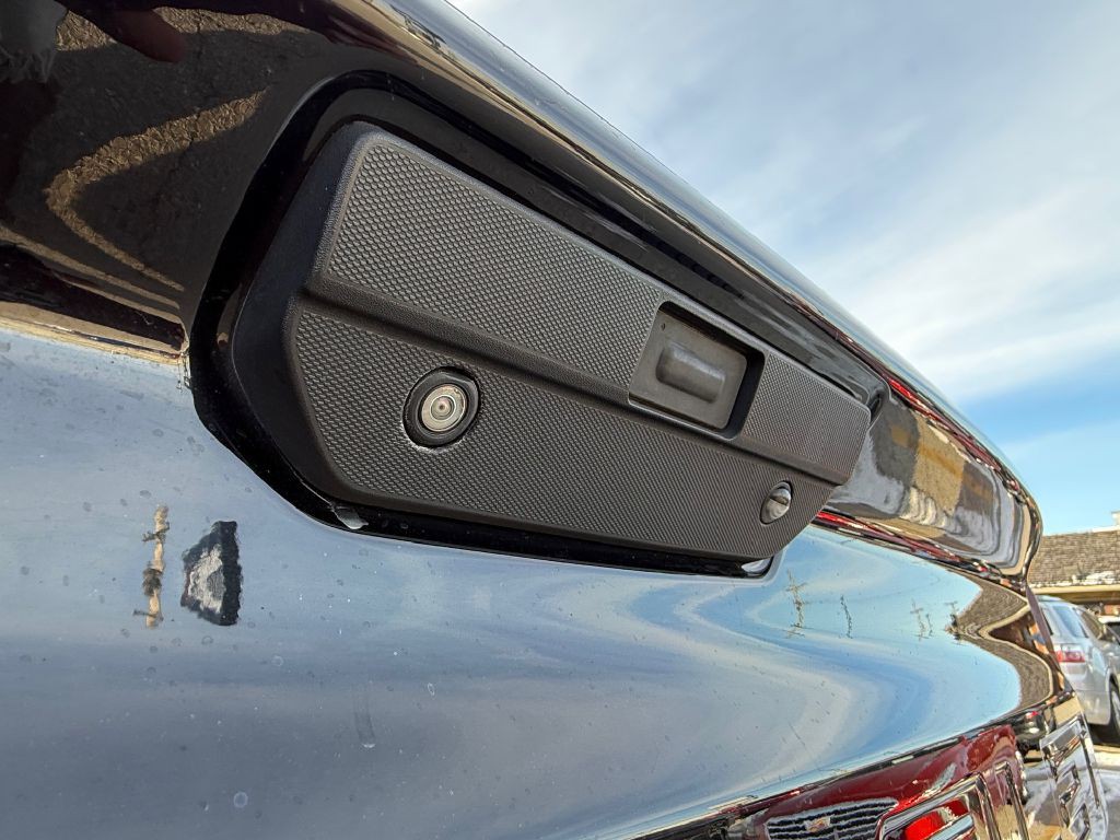 2019 Chevrolet Silverado 1500 Image 12