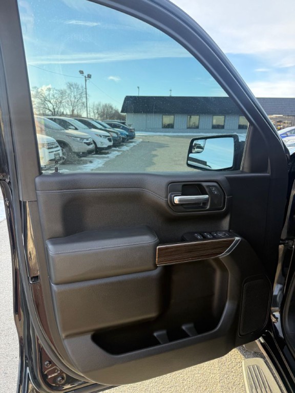 2019 Chevrolet Silverado 1500 Image 16