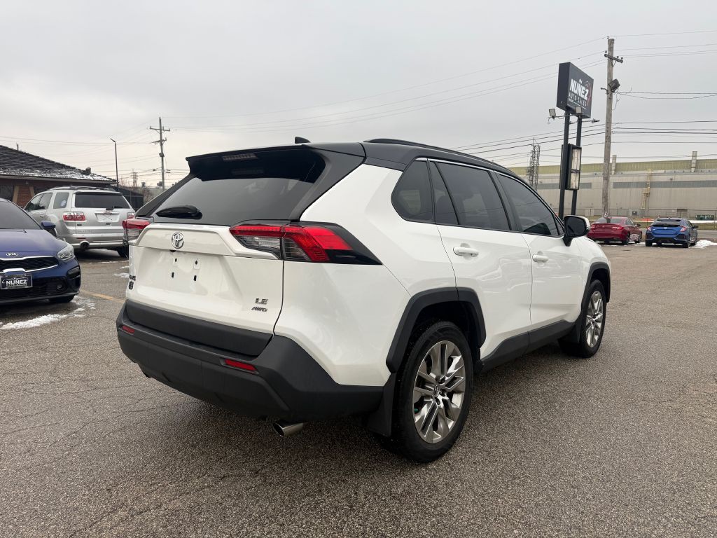 2019 Toyota Rav4 Image 3