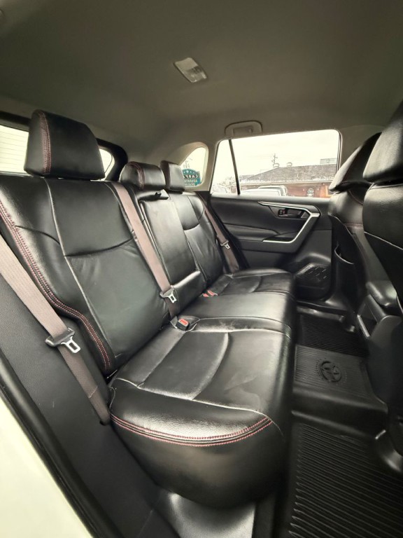 2019 Toyota Rav4 Image 18