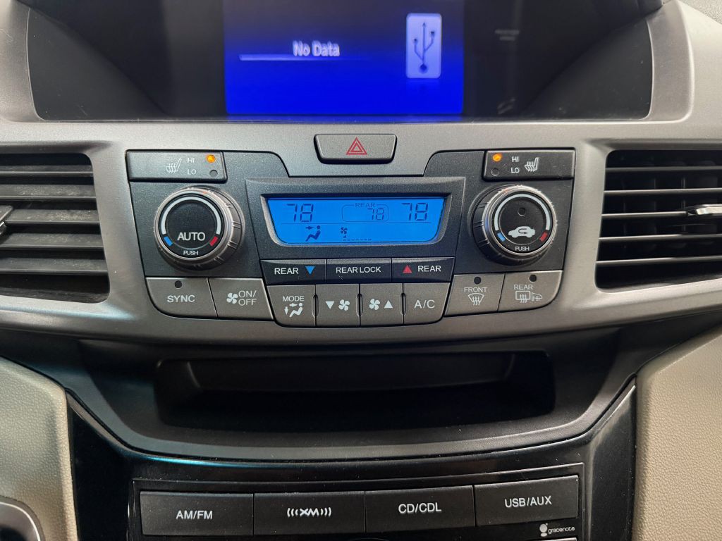 2012 Honda Odyssey Image 21