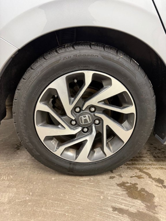 2016 Honda Civic Image 9