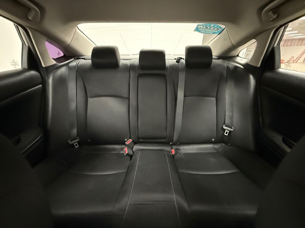 2016 Honda Civic Image 13