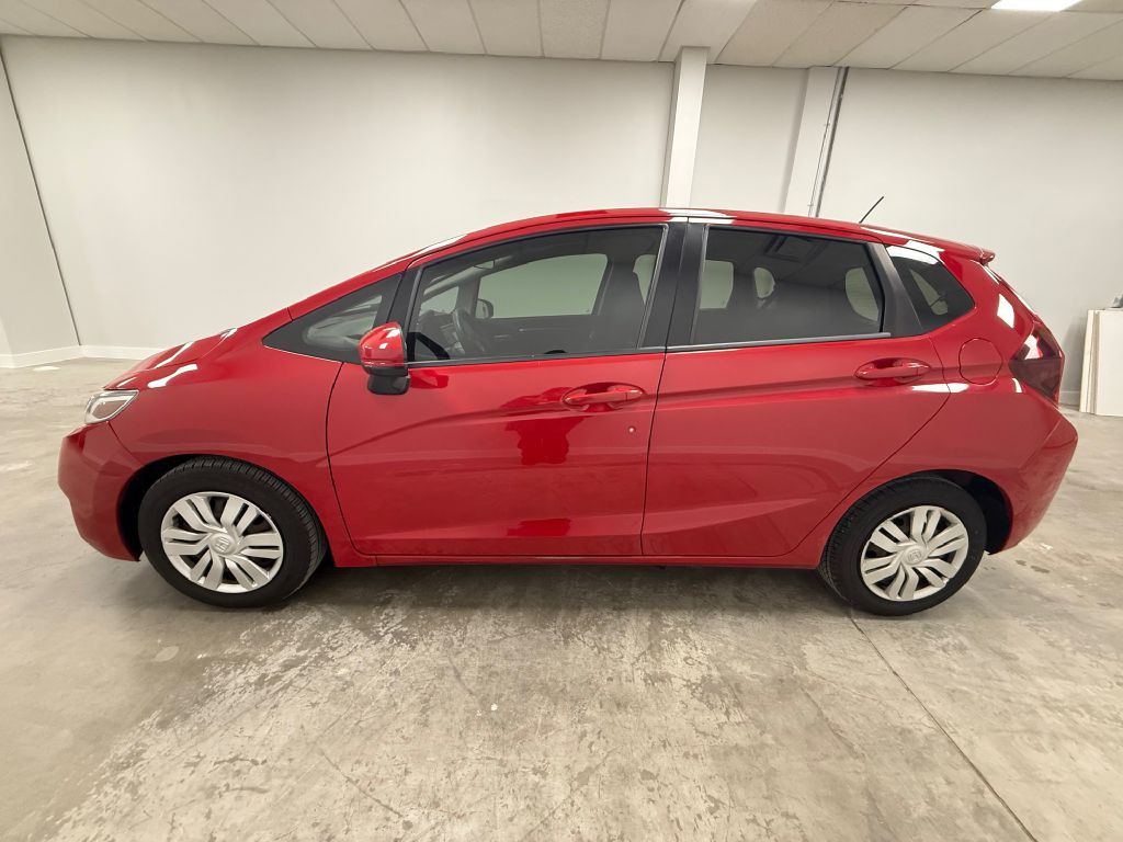 2015 Honda Fit Image 6