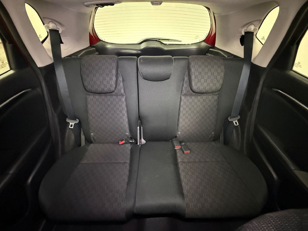 2015 Honda Fit Image 10