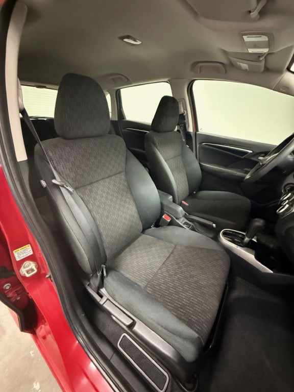 2015 Honda Fit Image 15