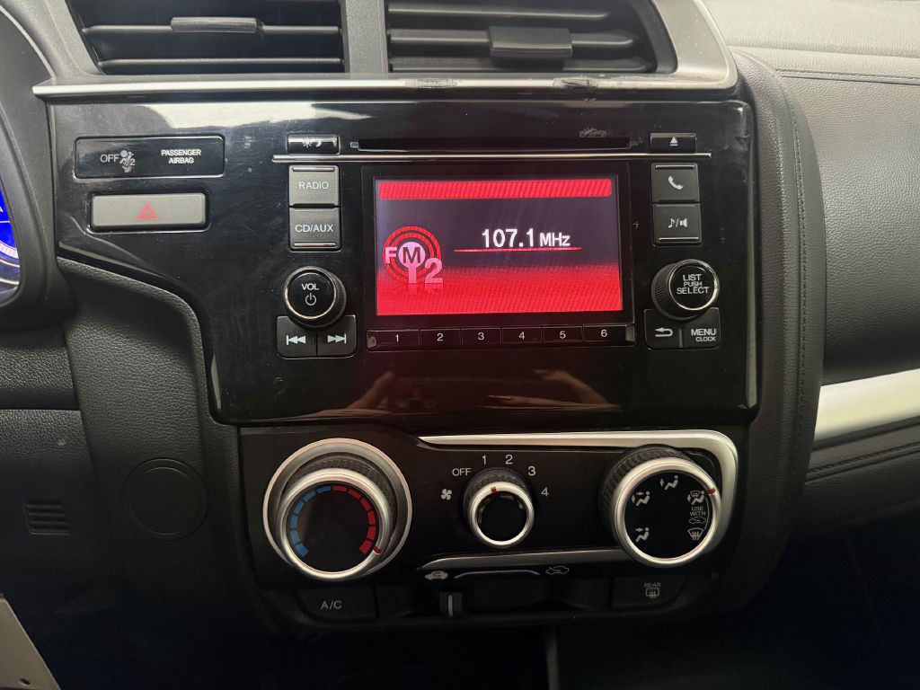 2015 Honda Fit Image 18