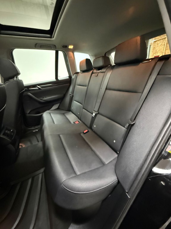 2017 BMW X3 Image 12