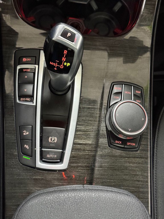 2017 BMW X3 Image 28