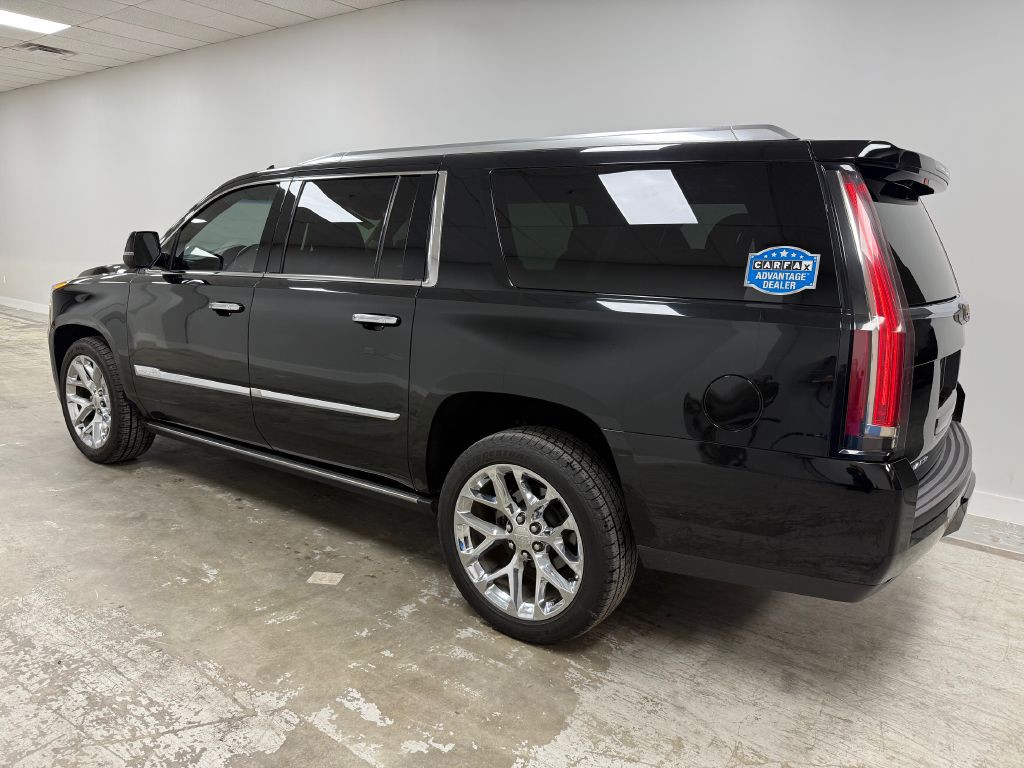 2015 Cadillac Escalade Image 5