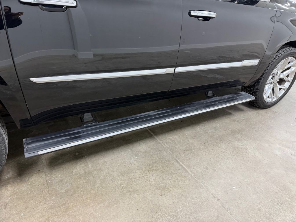 2015 Cadillac Escalade Image 13