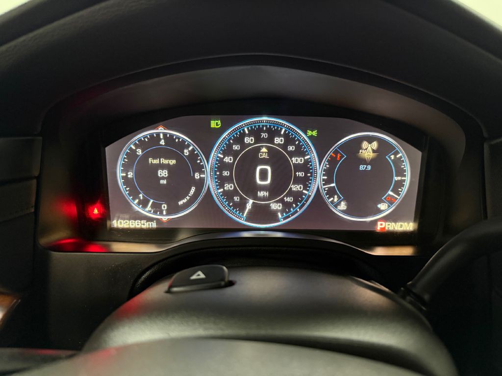 2015 Cadillac Escalade Image 31