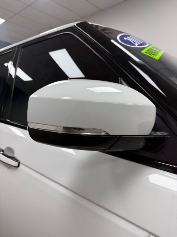 2018 Land Rover Range Rover Image 12