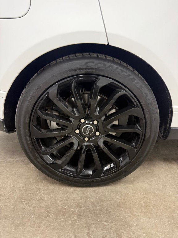 2018 Land Rover Range Rover Image 13