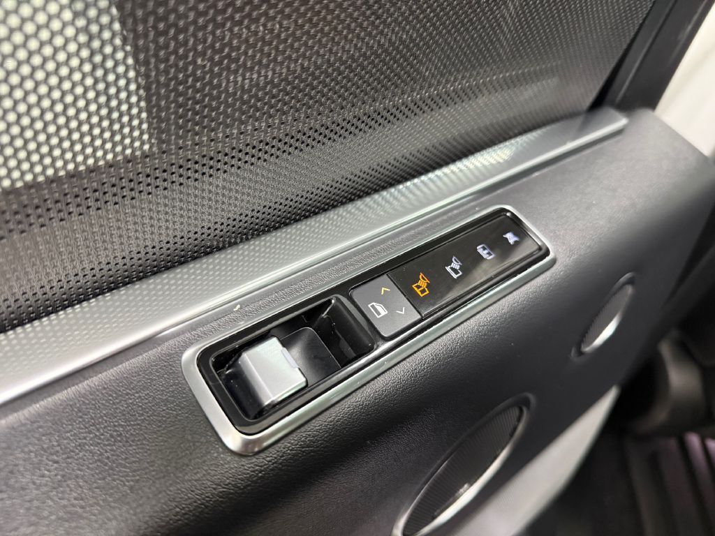 2018 Land Rover Range Rover Image 22