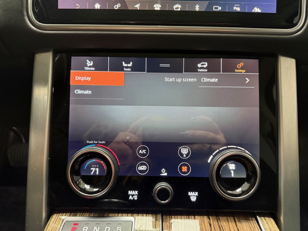 2018 Land Rover Range Rover Image 49