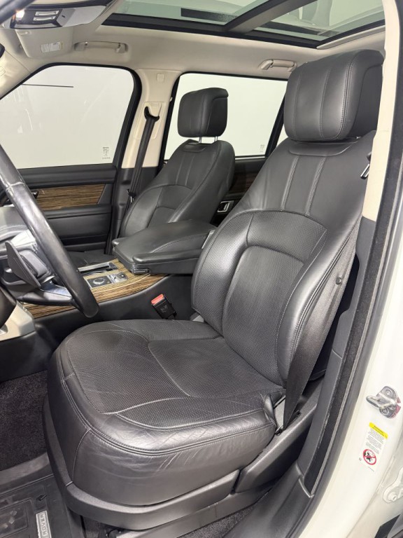2018 Land Rover Range Rover Image 14