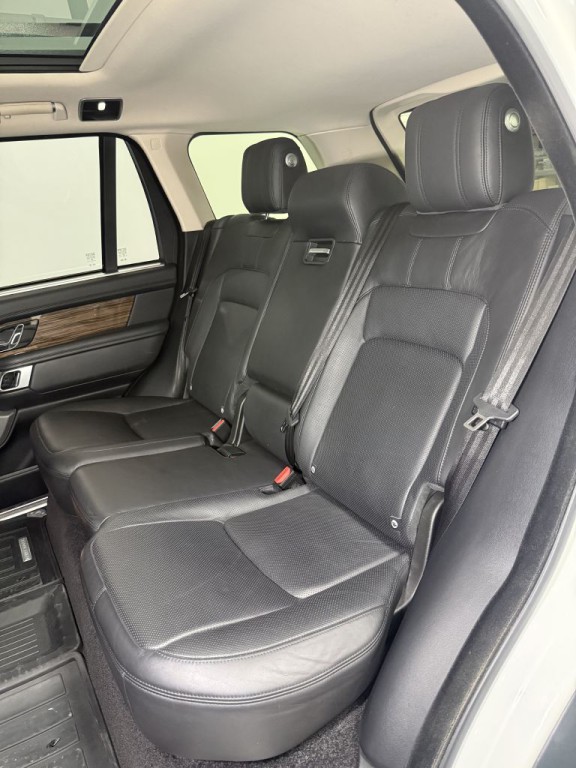 2018 Land Rover Range Rover Image 15