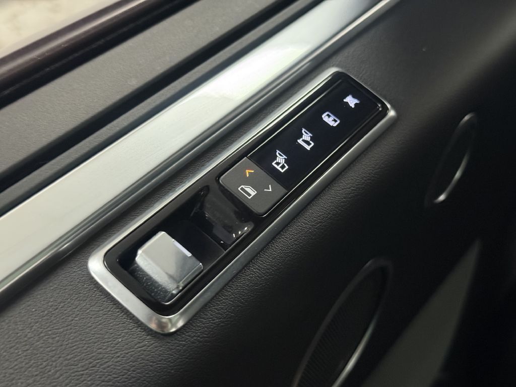 2018 Land Rover Range Rover Image 27