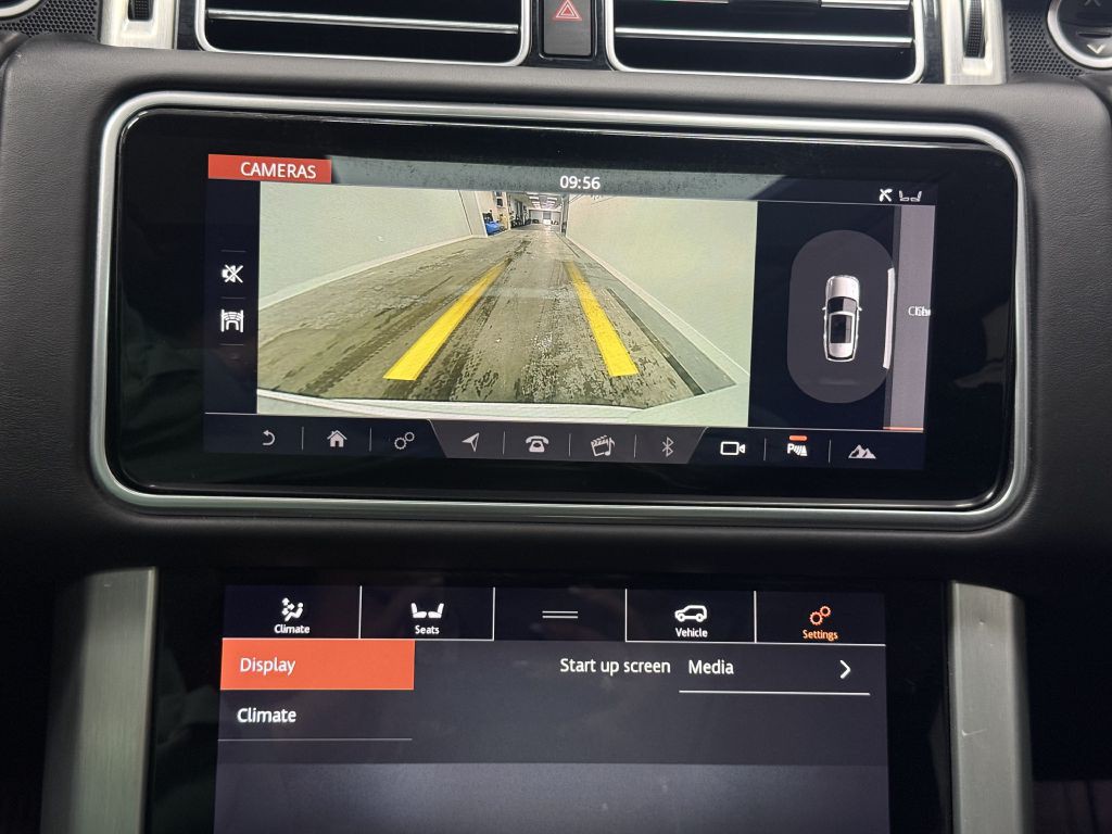 2018 Land Rover Range Rover Image 37