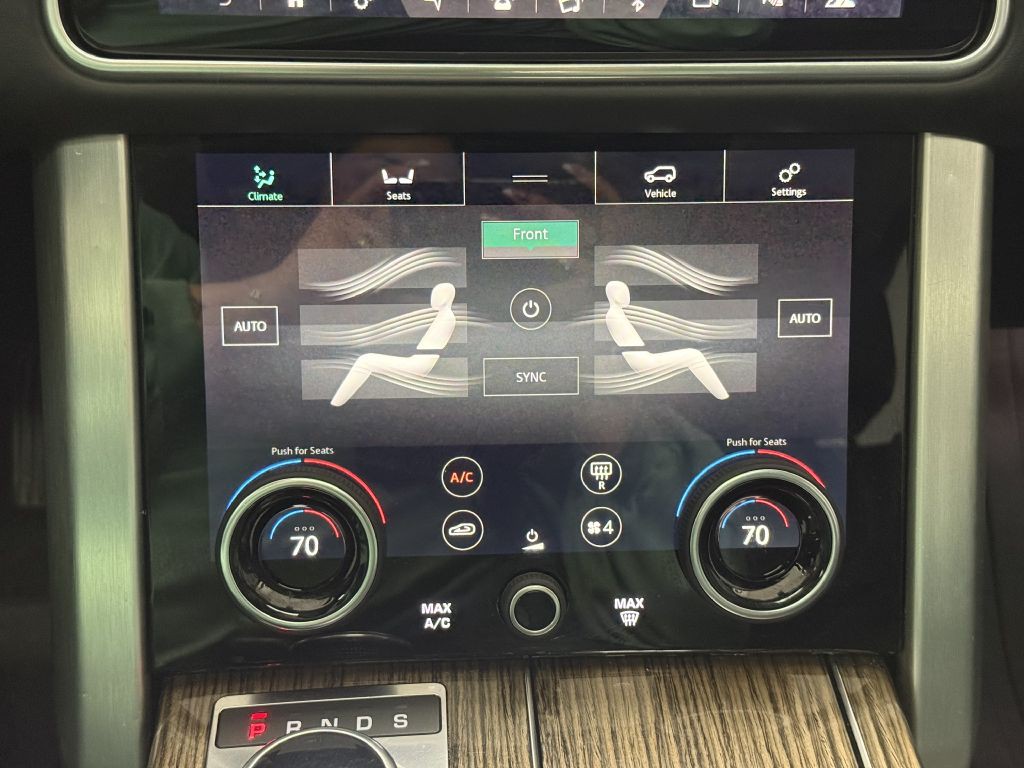 2018 Land Rover Range Rover Image 39