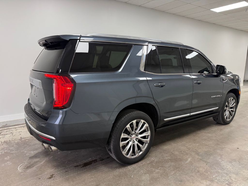 2021 GMC Yukon Image 3