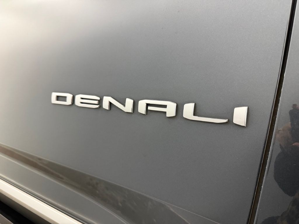 2021 GMC Yukon Image 11