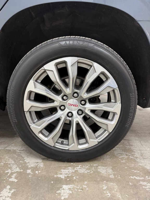 2021 GMC Yukon Image 15