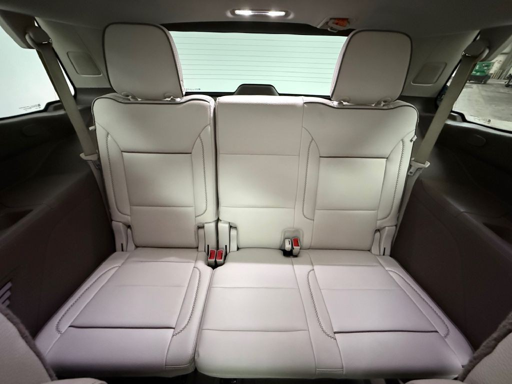 2021 GMC Yukon Image 18