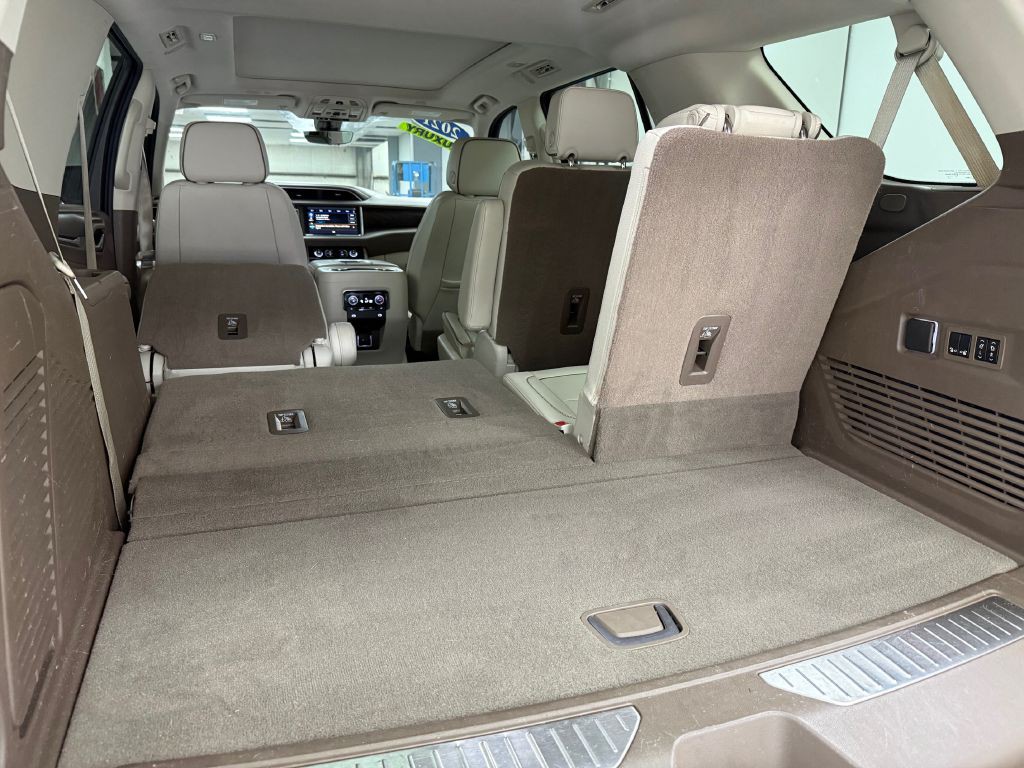 2021 GMC Yukon Image 25