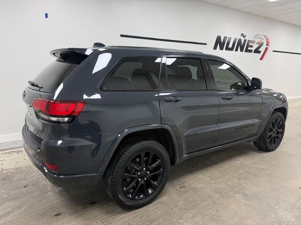 2018 Jeep Grand Cherokee Image 3