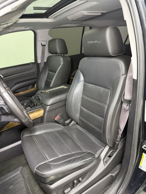 2017 GMC Yukon Image 13