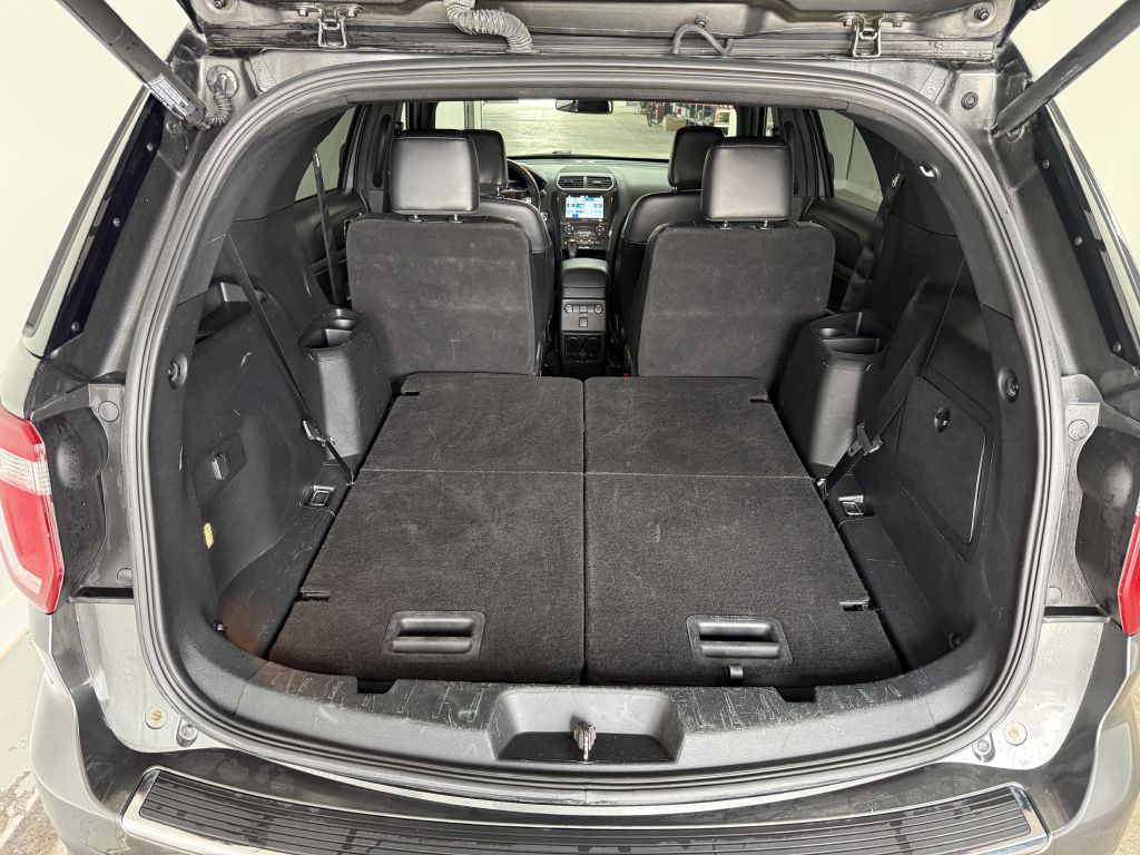 2018 Ford Explorer Image 13